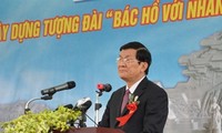  Staatspräsident beim Baubeginn des Ho Chi Minh - Denkmals in Tuyen Quang