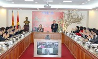 Vize-Premierminister Phuc besucht VNA
