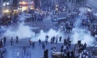 Türkische Regierung droht mit Armee-Einsatz gegen Demonstranten