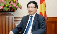 Außenminister Minh beantwortet Fragen über die ASEAN-Gemeinschaft