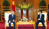Premierminister Dung trifft den neuen südkoreanischen Botschafter Jun