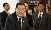 Kambodscha: Premierminister tagt mit neuem Kabinett