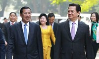 Premierminister Nguyen Tan Dung besucht Kambodscha