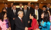 Botschafter und Leiter der Vertretungen im Ausland sollen für Image Vietnams werben