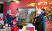Der KPV-Generalsekretär besucht die in Russland lebenden Vietnamesen