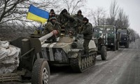 Separatisten in der Ukraine ziehen fast schwere Waffen von der Frontlinie ab