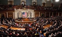 US-Senat verabschiedet Gesetzentwurf zur Kontrolle eines Atomabkommens mit Iran