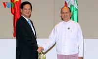 Premierminister Nguyen Tan Dung trifft Myanmars Präsident