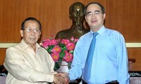 Verstärkung der Zusammenarbeit zwischen Vaterländischer Front Vietnams und Laos