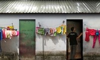 Fotoinstallation über Leben und Wohnen der Wanderarbeiter in Vietnam