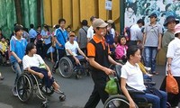 Behinderten ermöglichen ihre Rechte zu entfalten