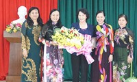 Die Parlamentspräsidentin trifft Beamtinnen der Provinz Ben Tre 