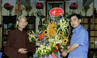 Die Religionsabteilung der Regierung beglückwünscht den Buddhistenverband