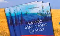 Veröffentlichung des Buches “Der Familienstamm des Präsidenten Wladimir Putin” 