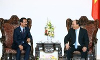 Nguyen Xuan Phuc trifft den Vorstandschef des saudi-arabischen Konzerns DP World