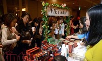 Die in Großbritannien lebenden Vietnamesen engagieren sich für Wohltätigkeiten