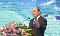Premierminister Nguyen Xuan Phuc nimmt an Konferenz zur Investitionsförderung in Son La teil