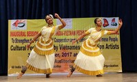 Eröffnung des Freundschaftsfestivals der vietnamesischen und indischen Völker