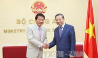Minister To Lam empfängt den besonderen Botschafter für Japan-Vietnam 