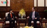 Staatspräsident trifft die singapurische Botschafterin und Ägyptens Botschafter