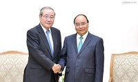 Nguyen Xuan Phuc empfängt den Präsidenten von Sumitomo Mitsui Financial Group