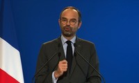 Frankreichs Premierminister Phillipe betont Dialoge und nationale Solidarität