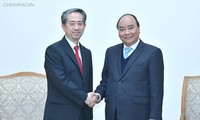 Premierminister Nguyen Xuan Phuc empfängt Botschafter Chinas und Dänemarks