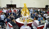 Die laotische Botschaft in Vietnam feiert das Bunpimay-Fest 