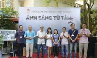 Fotoausstellung zur Unterstützung bedürftiger vietnamesischer Kinder