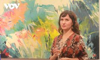 Bilderausstellung der polnischen Malerin in Vietnam