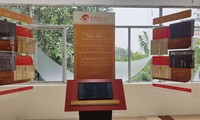 Ausstellung von Dokumenten über nationale Namen und Kaiserstädte Vietnams