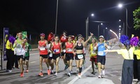 Mehr als 4000 Menschen nehmen am Marathonlauf Ben Tre 2022 teil