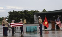Zeremonie zur Heimkehr der sterblichen Überreste der US-Soldaten