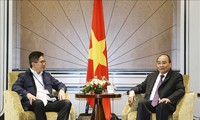 Staatspräsident Nguyen Xuan Phuc trifft Vorsitzenden der Industrie- und Handelskammer Indonesiens