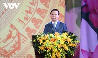 Staatspräsident Vo Van Thuong nimmt an der Verleihung des Ho-Chi-Minh-Preises in Literatur und Kunst teil