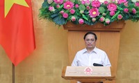 Premierminister Pham Minh Chinh leitet Regierungssitzung über Gesetzaufbau 