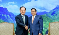 Premierminister Pham Minh Chinh empfängt Finanzchef der Samsung Group Park Hark Kyu
