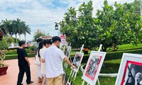 Eröffnung der Fotoausstellung über das Alltagsleben von Präsident Ho Chi Minh