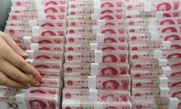 中国人民币对美元汇率创五年新低