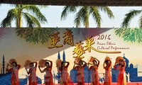 旅居澳门越南人参加在香港举行的文化交流活动