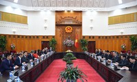 越南政府总理阮春福会见中国一些大型集团