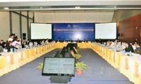 APEC第二次高官会及系列会议继续举行