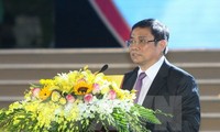 越共中央组织部部长范明正出席香港回归中国二十周年招待会