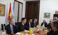 越南共产党代表团对阿根廷进行工作访问