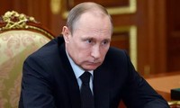 俄罗斯总统选举：普京亲自递交参加2018年总统选举的文件