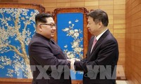朝鲜领导人金正恩与中国官员讨论加强关系问题