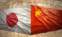 中国船只进入与日本争议岛屿海域
