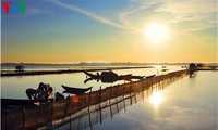 Romantic scenery at Tam Giang Lagoon