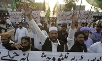 Pakistaner fordern Ende der Allianz mit den USA