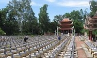 Der Nationalfriedhof von Truong Son im Juli